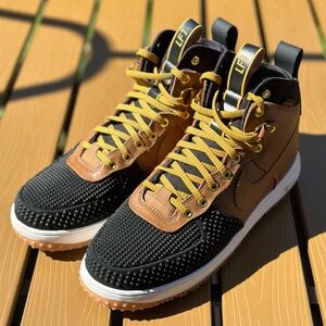 Nike Lunar Force 1